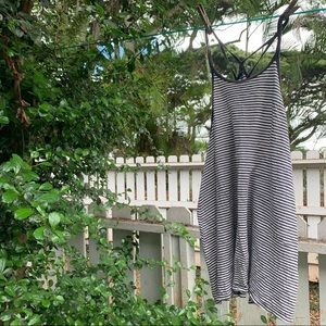 Hollister black and white striped tank top 🖤🤍